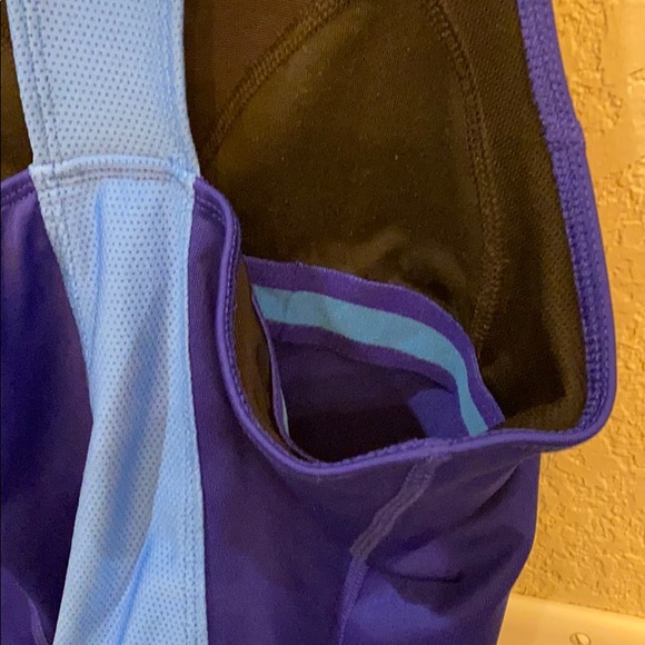 Nike Dri-Fit Fitted Athletic Tank Top - Picture 5 of 9